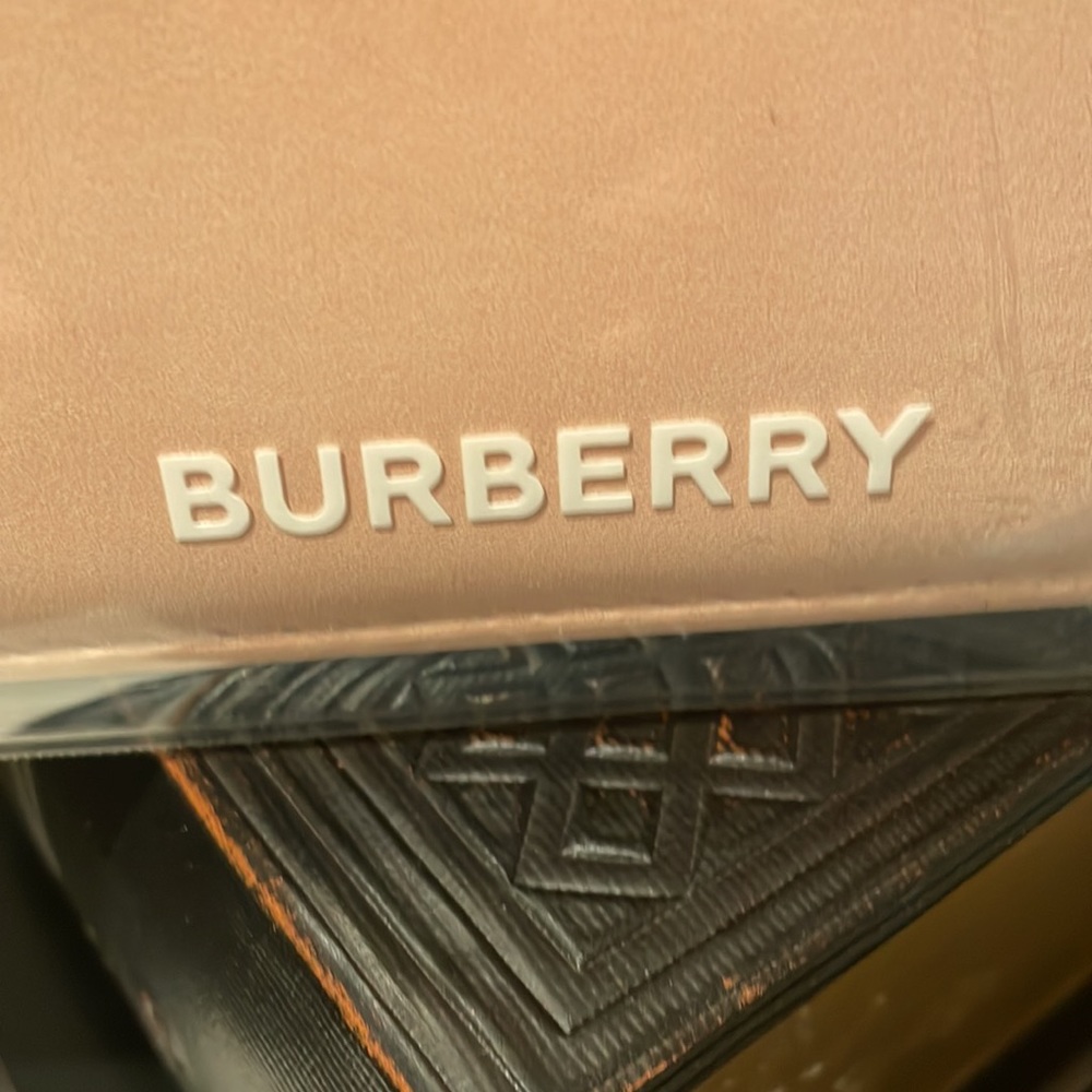 Burberry Zippered Pouch… NEVER USED!!!
